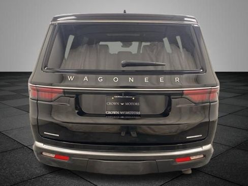 Used 2022 Jeep Wagoneer Series II w/ Premium Group I AWD/4WD image 5