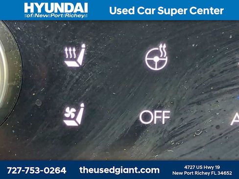 Used 2025 Hyundai Tucson Limited AWD/4WD image 27