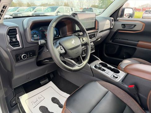 Used 2025 Ford Bronco Sport Outer Banks w/ Outer Banks Tech Package+ image 15