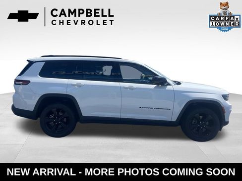 Used 2023 Jeep Grand Cherokee L Limited w/ Black Appearance Package AWD/4WD image 6