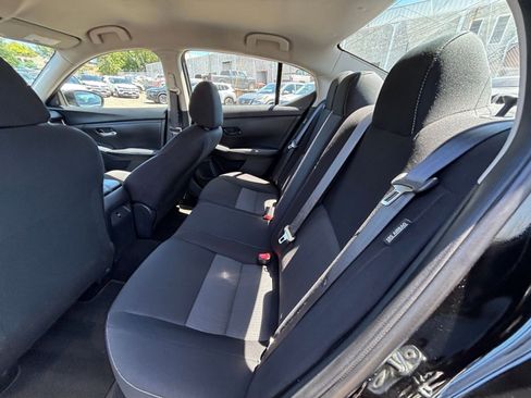 Used 2025 Nissan Sentra SV FWD image 23
