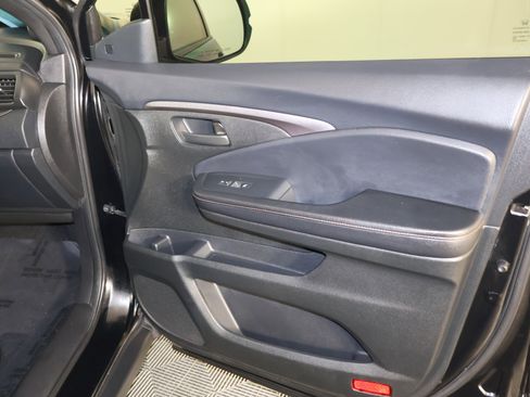 Certified 2022 Honda Passport TrailSport image 43