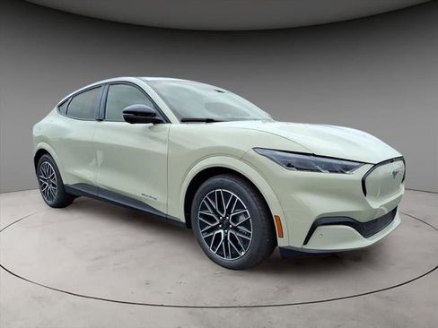 New 2025 Ford Mustang Mach-E Premium image 10