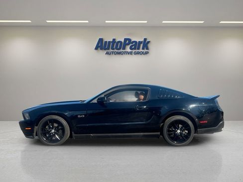 Used 2011 Ford Mustang GT Premium w/ Brembo Brake Pkg image 3