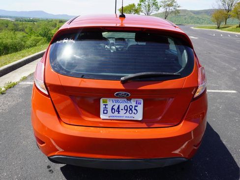 Used 2019 Ford Fiesta SE w/ Equipment Group 201A image 10