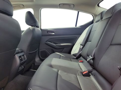 New 2025 Nissan Altima 2.5 SL image 9