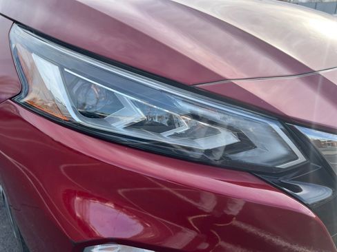 Used 2021 Nissan Altima 2.5 SR w/ SR Premium Package image 28