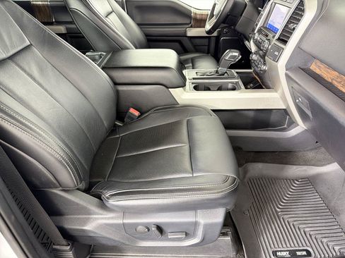 Used 2020 Ford F150 Lariat RWD image 11
