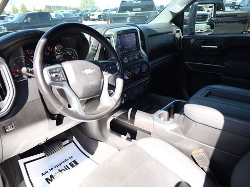 Used 2022 Chevrolet Silverado 2500 LTZ w/ LTZ Convenience Package AWD/4WD image 12