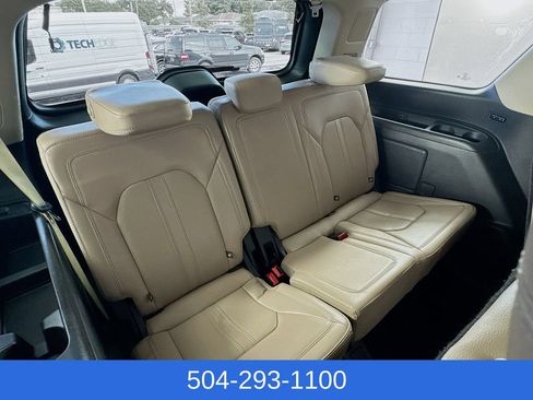 Used 2024 Ford Expedition Limited AWD/4WD image 31