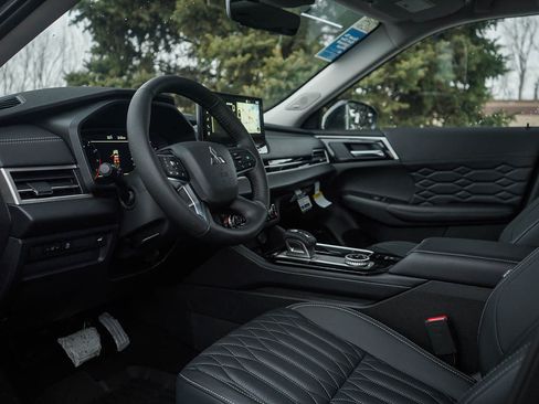 New 2026 Mitsubishi Outlander SEL AWD/4WD image 18