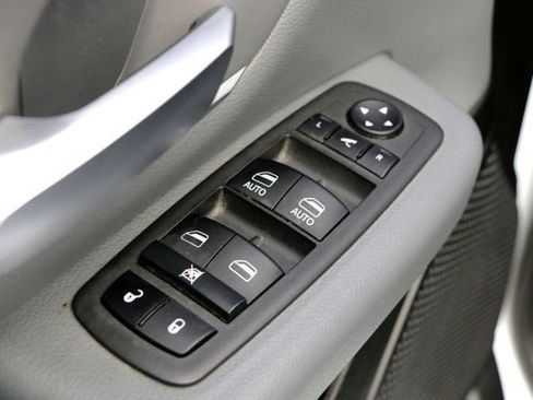 Used 2022 RAM 1500 Lone Star RWD image 22