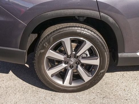 Used 2024 Honda Pilot Elite image 6