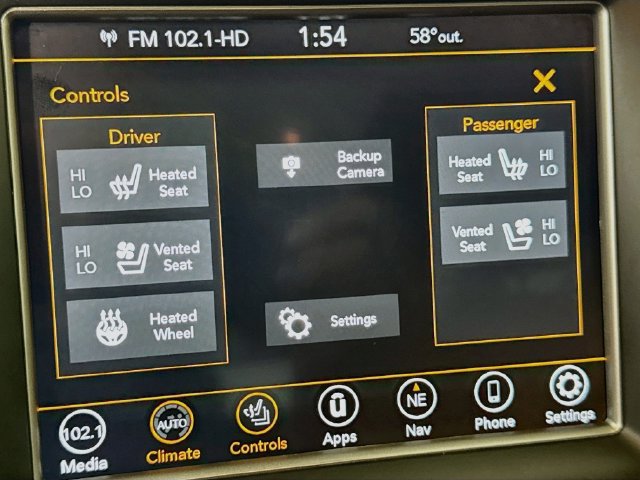 Used 2018 Jeep Grand Cherokee Overland AWD/4WD image 24