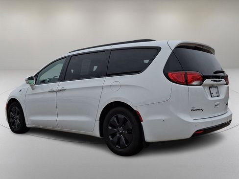 Used 2019 Chrysler Pacifica Limited w/ Advanced Safetytec Group image 7