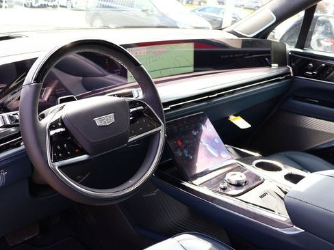 New 2025 Cadillac Escalade IQ Sport 2 image 37