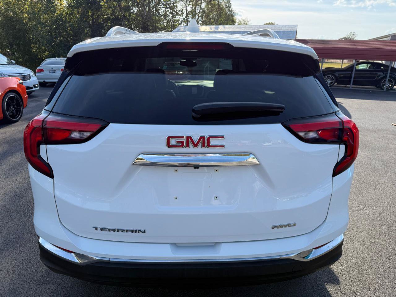 Used 2018 GMC Terrain SLT w/ Preferred Package AWD/4WD image 7