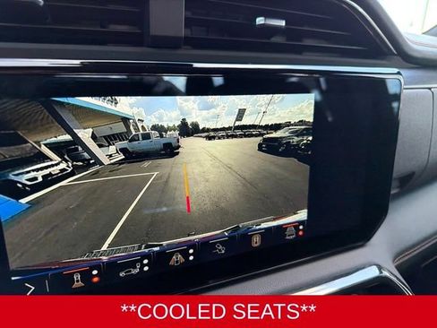 Used 2024 GMC Sierra 2500 AT4 AWD/4WD image 22