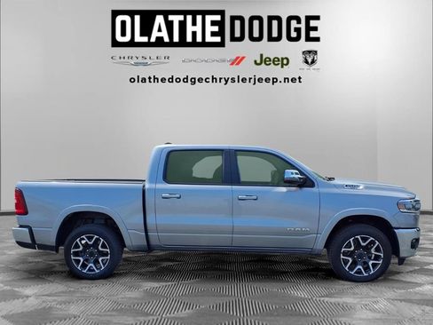 Used 2025 RAM 1500 Laramie AWD/4WD image 27