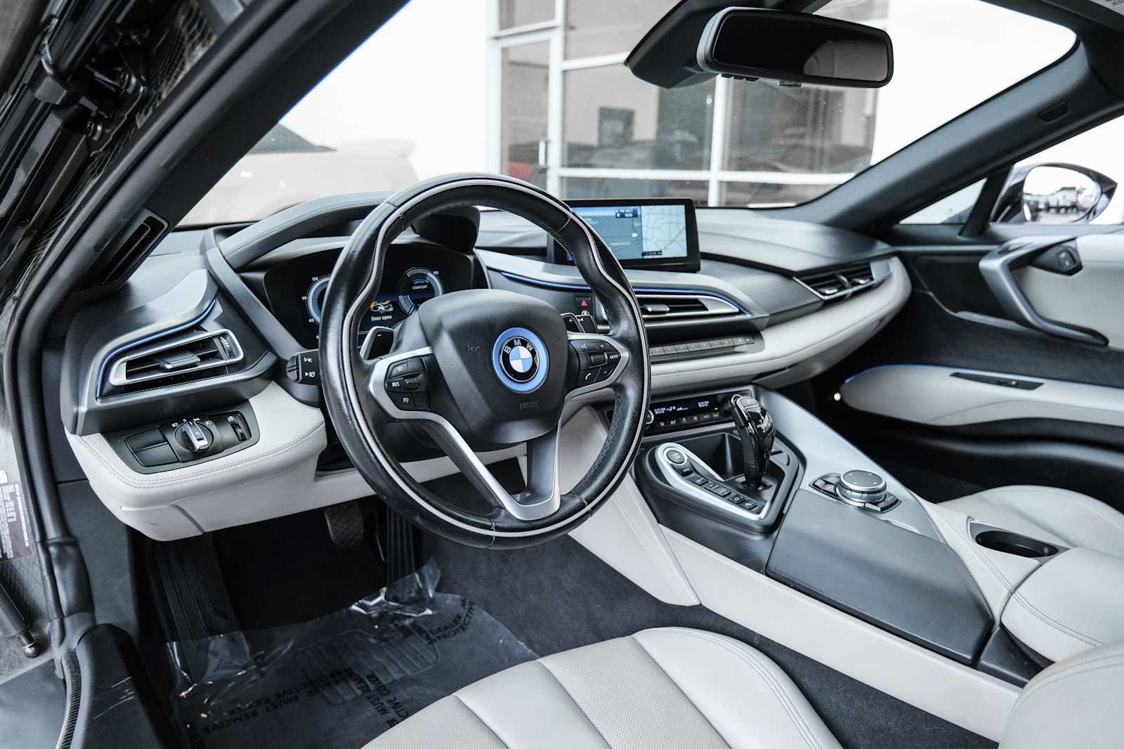 Used 2015 BMW i8 AWD/4WD image 29