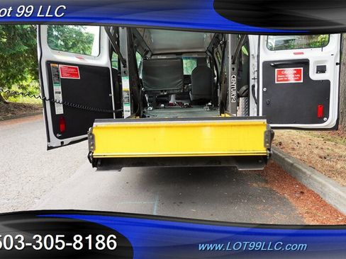 Used 2009 Ford E-250 and Econoline 250 Extended RWD image 13
