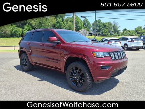 Used 2020 Jeep Grand Cherokee Altitude RWD image 7