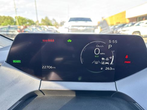 Used 2024 Toyota Prius LE FWD image 15