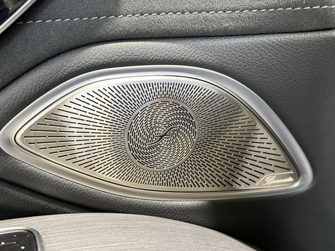 Used 2022 Mercedes-Benz EQS 580 4MATIC Sedan image 26