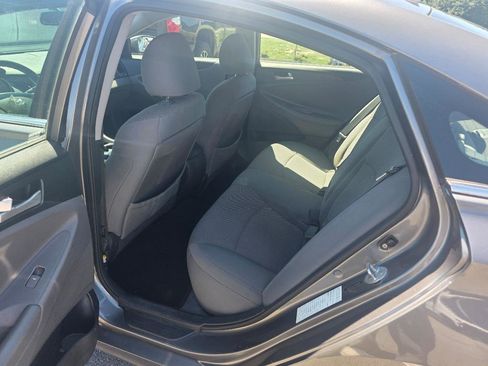 Used 2011 Hyundai Sonata GLS FWD image 7