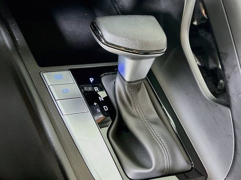 Used 2023 Hyundai Elantra SEL FWD image 16