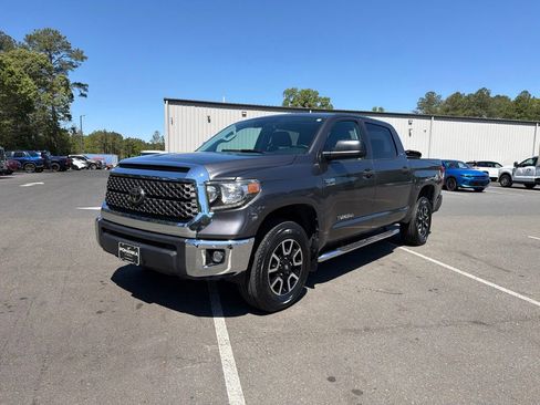 Used 2021 Toyota Tundra SR5 AWD/4WD image 2