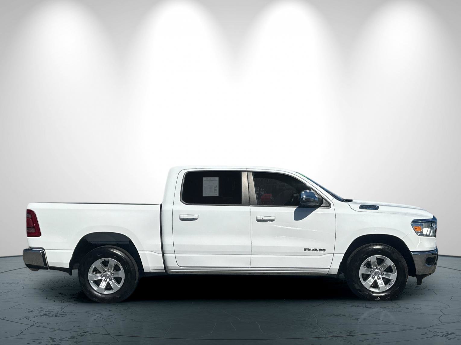 Used 2024 RAM 1500 Laramie RWD image 3