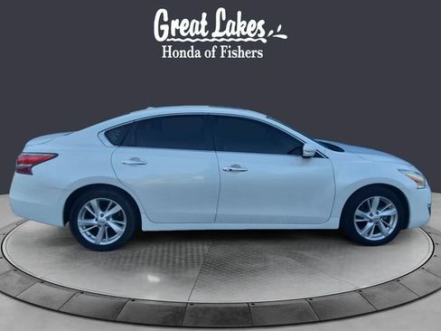 Used 2014 Nissan Altima 2.5 SV w/ Convenience Package FWD image 6