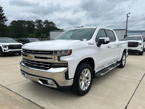 Used 2021 Chevrolet Silverado 1500 LTZ w/ Technology Package AWD/4WD image 1