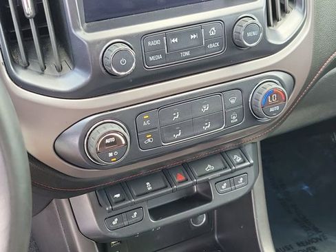Used 2016 GMC Canyon SLE w/ All Terrain Adventure Package RWD image 30