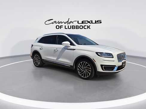 Used 2020 Lincoln Nautilus Reserve w/ Equipment Group 201A FWD image 2