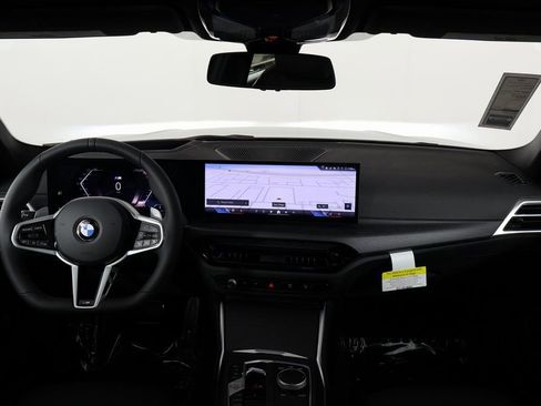 New 2026 BMW 330i xDrive Sedan w/ M Sport Package image 4
