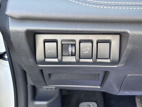 Certified 2023 Subaru Outback Limited AWD/4WD image 30