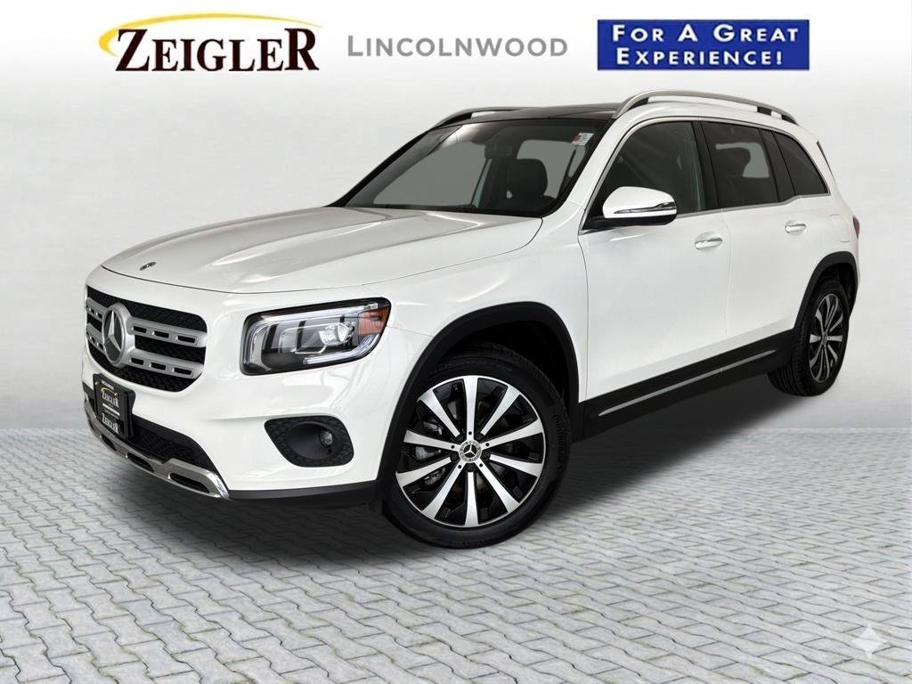 Used 2023 Mercedes-Benz GLB 250 image 2
