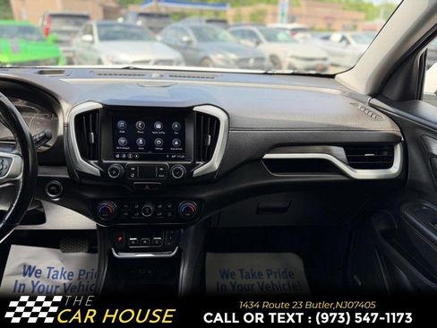 Used 2021 GMC Terrain SLT w/ Infotainment Package II AWD/4WD image 24