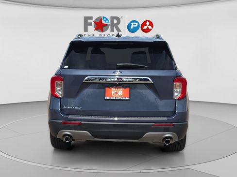 Used 2021 Ford Explorer Limited w/ Equipment Group 301A RWD image 4