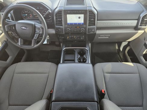 Certified 2022 Ford F250 XLT w/ XLT Value Package image 25