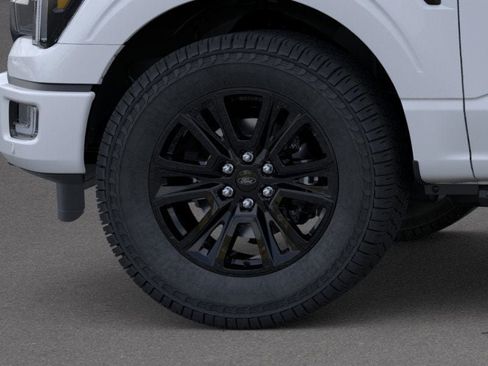 New 2025 Ford F150 Platinum w/ FX4 Off-Road Package image 19