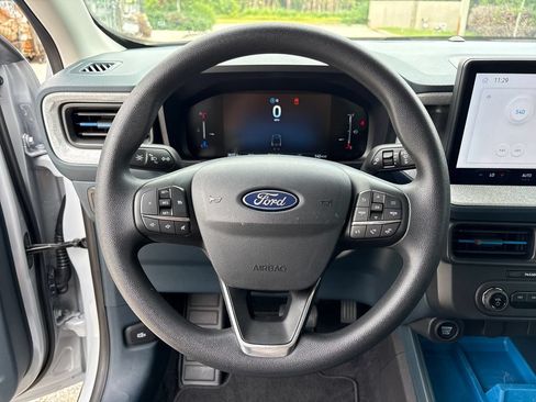 Certified 2025 Ford Maverick XLT w/ Equipment Group 302A AWD/4WD image 17