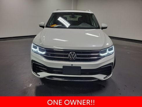 Used 2024 Volkswagen Tiguan SEL R-Line AWD/4WD image 3