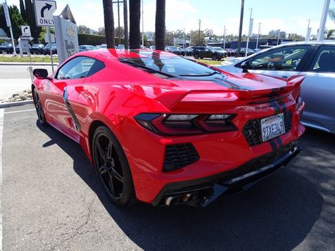 Used 2021 Chevrolet Corvette Stingray Coupe w/ Z51 Performance Package RWD image 2