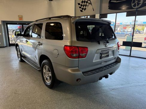 Used 2012 Toyota Sequoia SR5 w/ Premium Pkg RWD image 5