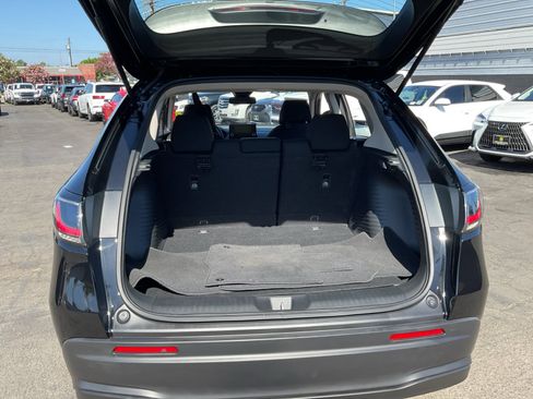 Used 2025 Honda HR-V LX image 25