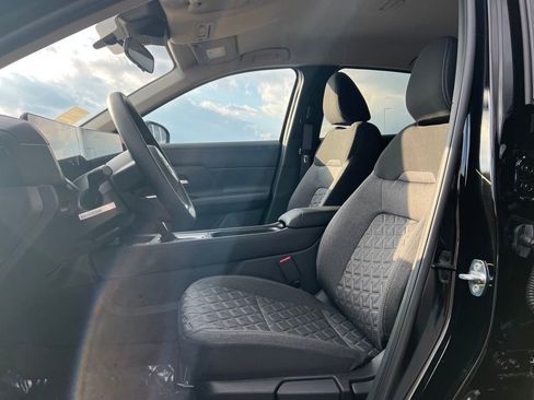 New 2026 Nissan Kicks SV image 11