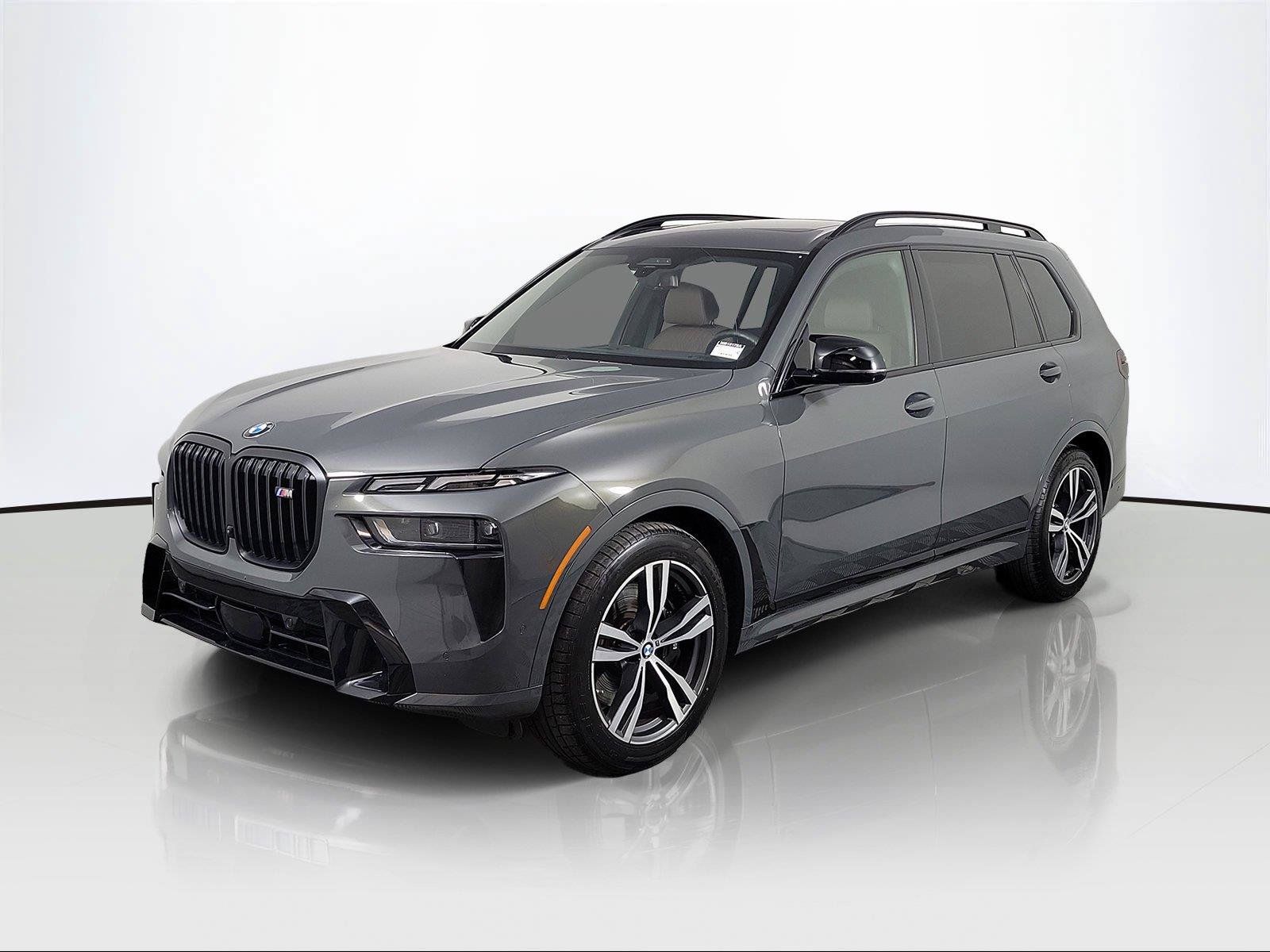 Used 2024 BMW X7 M60i w/ Executive Package AWD/4WD image 3